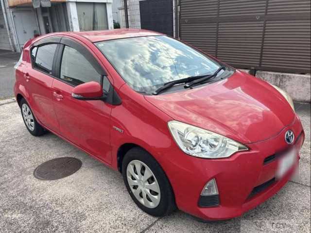 2014 Toyota AQUA