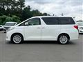 2013 Toyota Alphard G