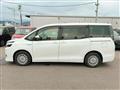2014 Toyota Voxy