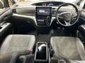 2016 Toyota Estima