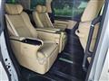 2023 Toyota Alphard Hybrid