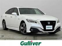 2018 Toyota Crown Hybrid