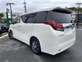 2015 Toyota Alphard Hybrid