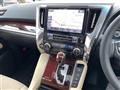 2015 Toyota Alphard Hybrid