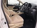 2015 Toyota Alphard Hybrid