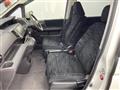 2013 Honda Step WGN