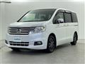 2013 Honda Step WGN