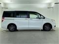 2013 Honda Step WGN