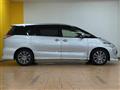 2017 Toyota Estima Hybrid