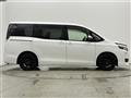 2016 Toyota Voxy