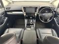 2017 Toyota Alphard Hybrid