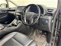 2017 Toyota Alphard Hybrid