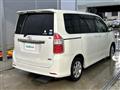 2009 Toyota Noah