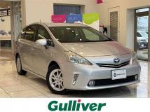 2012 Toyota PRIUS α