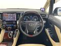 2016 Toyota Alphard Hybrid