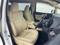2016 Toyota Alphard Hybrid