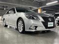 2014 Toyota Crown Hybrid