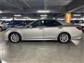 2014 Toyota Crown Hybrid