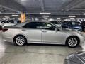 2014 Toyota Crown Hybrid