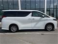 2020 Toyota Alphard Hybrid