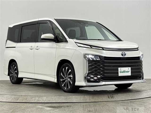 2023 Toyota Voxy