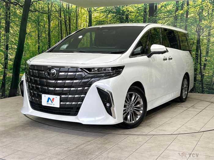 2023 Toyota Alphard Hybrid