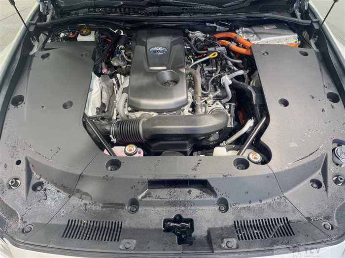 2020 Toyota Crown Hybrid