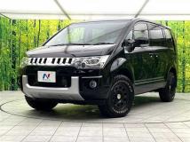 2016 Mitsubishi Delica D5