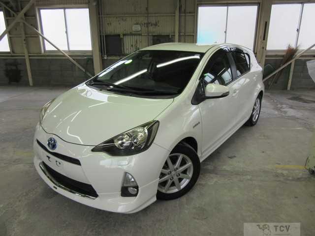 2013 Toyota AQUA