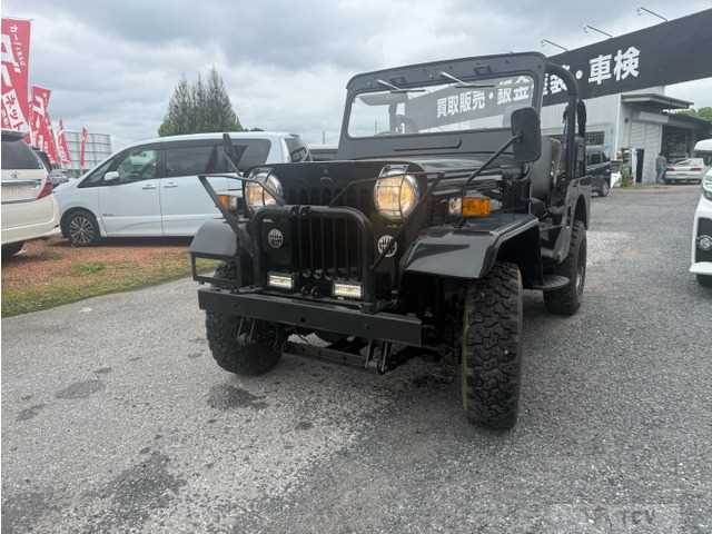 1987 Mitsubishi Jeep