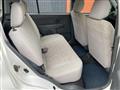 2005 Mitsubishi Minica