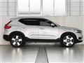 2022 Volvo XC40