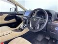 2019 Toyota Alphard Hybrid