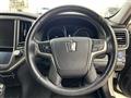 2013 Toyota Crown Hybrid
