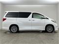 2013 Toyota Alphard