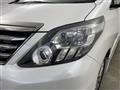 2013 Toyota Alphard