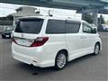 2012 Toyota Alphard