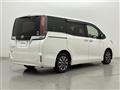 2017 Toyota Esquire