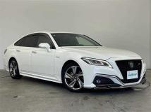 2018 Toyota Crown Hybrid