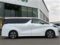 2023 Toyota Alphard