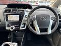 2011 Toyota PRIUS α