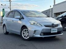 2011 Toyota PRIUS α