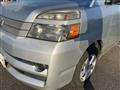 2006 Toyota Voxy