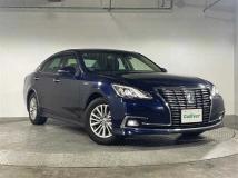 2018 Toyota Crown Hybrid