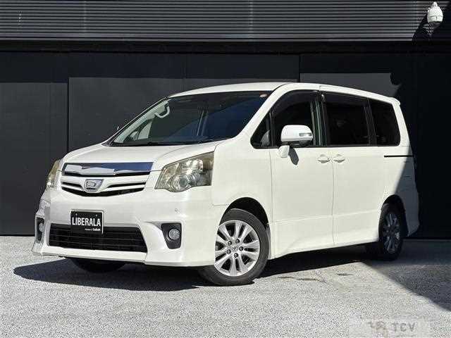 2010 Toyota Noah