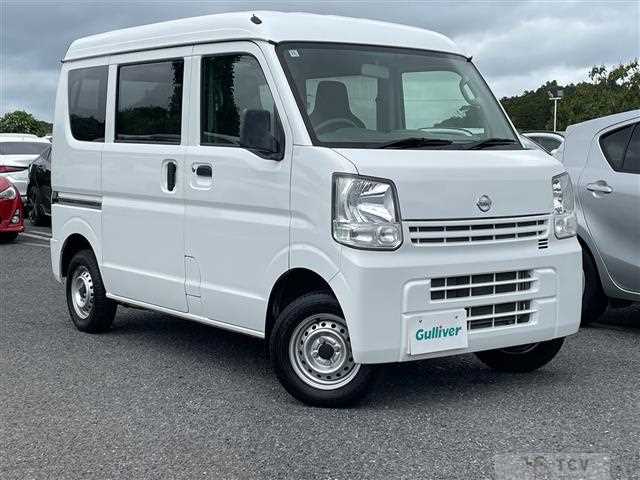 2017 Nissan NV100Clipper