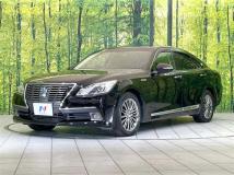 2013 Toyota Crown Hybrid