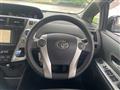 2011 Toyota PRIUS α