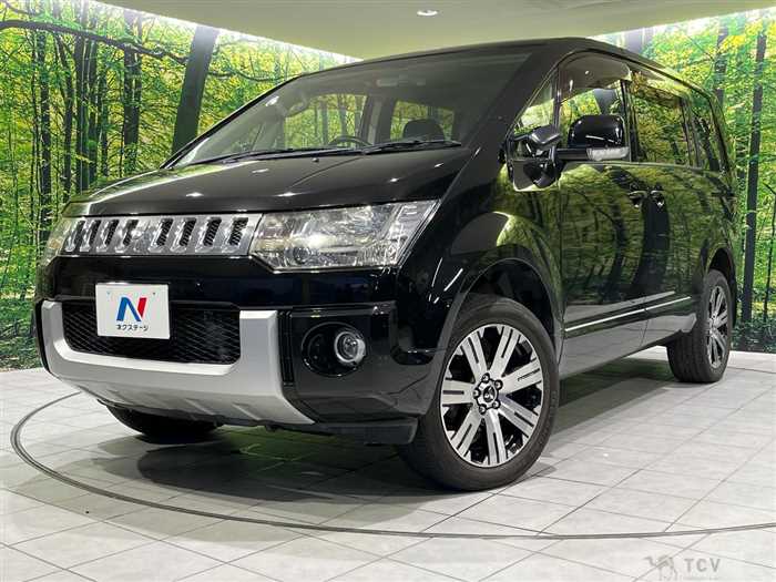 2016 Mitsubishi Delica D5