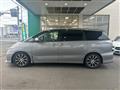2015 Toyota Estima Hybrid